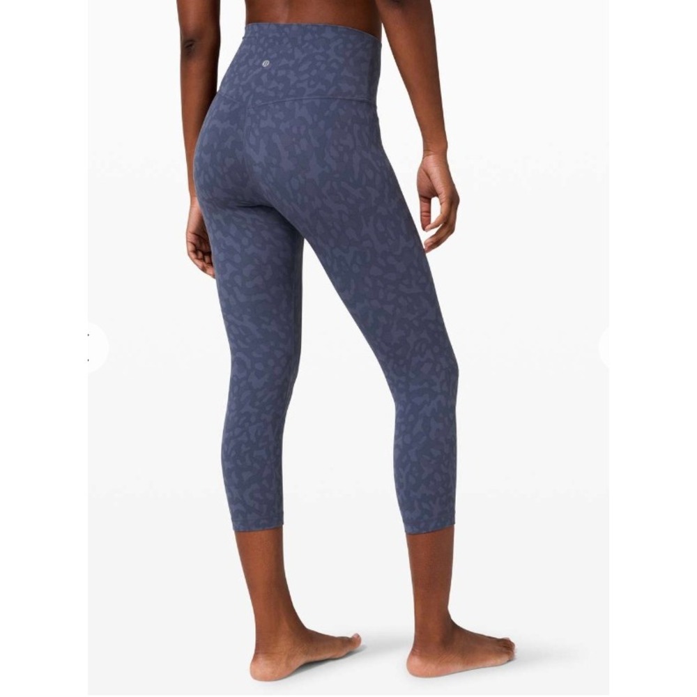 Lululemon Athletica Align Crop 21" Wild Thing Camo - Size 4